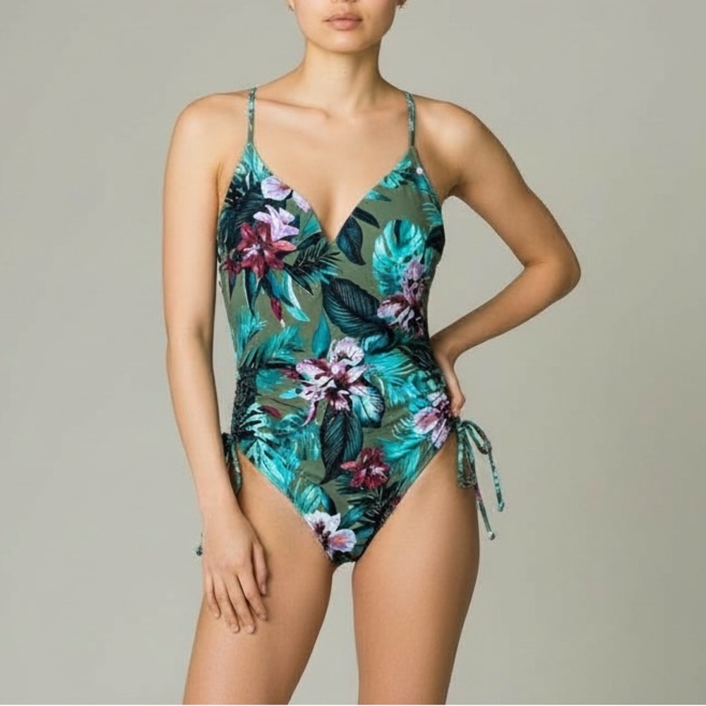 Beach Betty Slimming Control Cut-Out One Piece‎ swimsuit tropical floral L NWOT